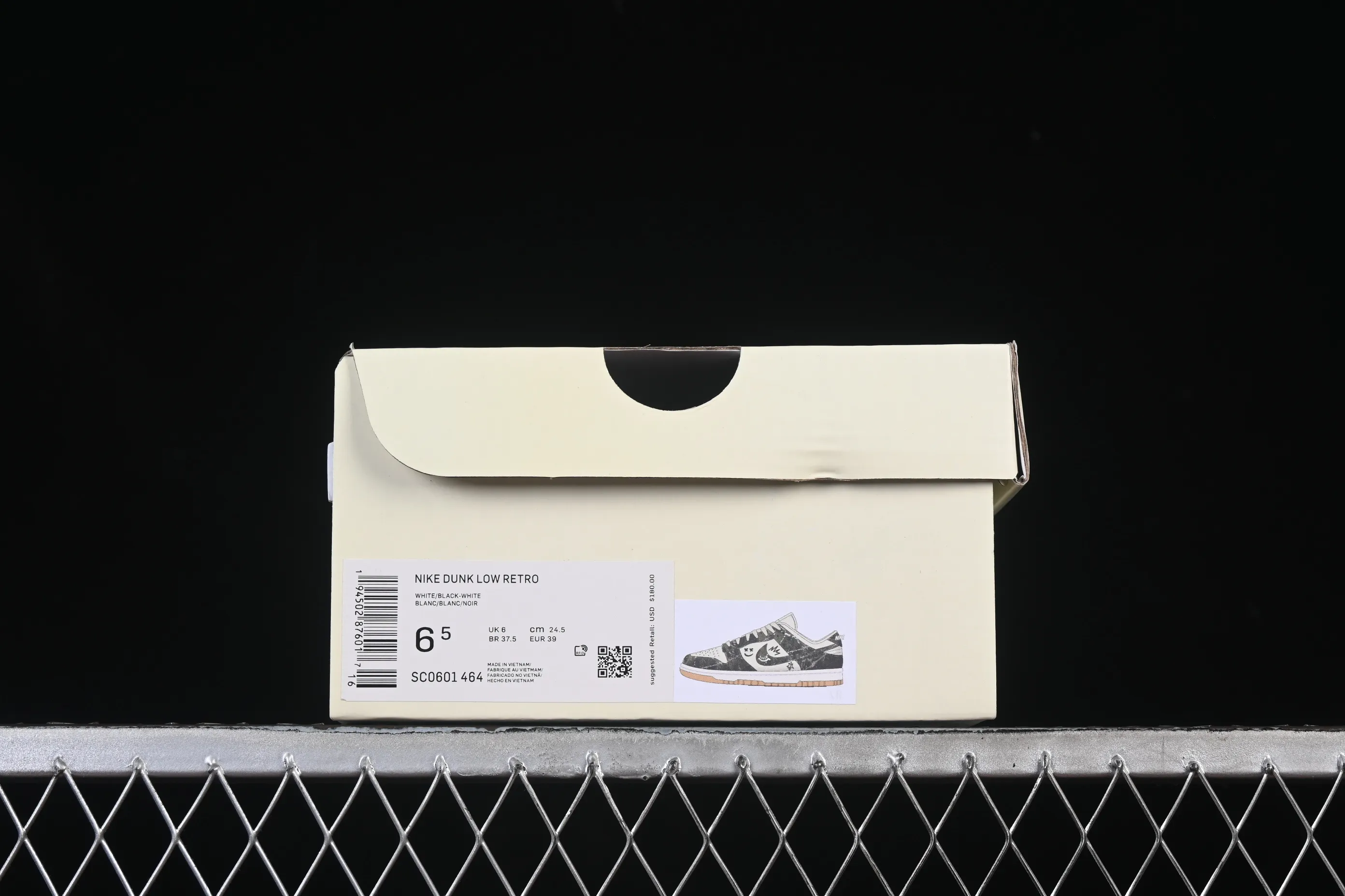 All categories Nk SB Dunk Series Nk SB Dunk Low High-end customized low-top sneakers Nike SB Dunk Low Military green fabric High-end customized low-top casual sneakers SC0601-464